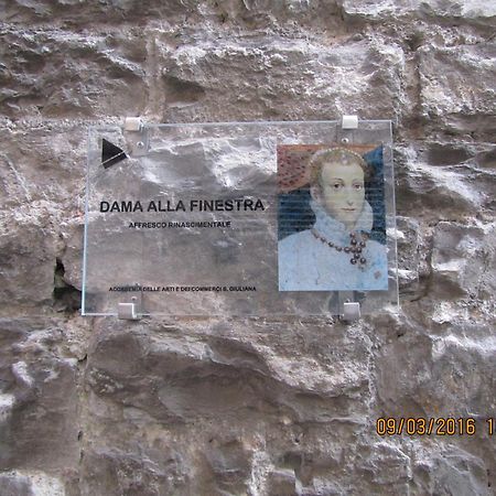 Apartamento Antica Corte, Bilocale Nel Centro Storico Di Como Exterior foto