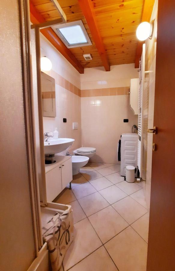 Apartamento Antica Corte, Bilocale Nel Centro Storico Di Como Exterior foto