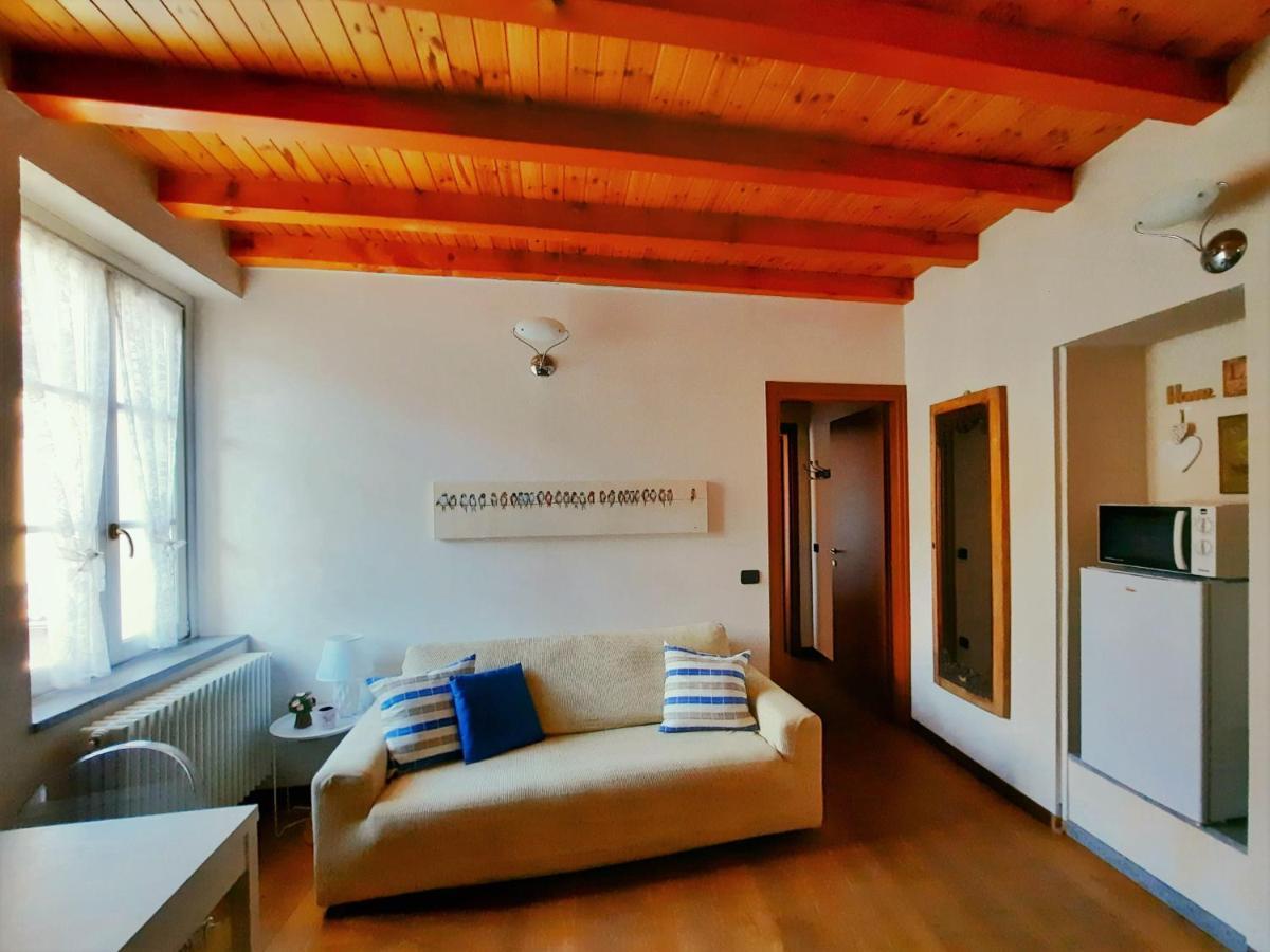 Apartamento Antica Corte, Bilocale Nel Centro Storico Di Como Exterior foto