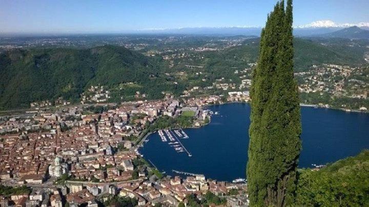 Apartamento Antica Corte, Bilocale Nel Centro Storico Di Como Exterior foto